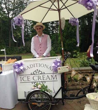 Ice Cream Cart Hire Weddings. London, Heathrow, Surrey, Berkshire, Windsor, Oxford, Essex, Banbury, Twickenham, Richmond, Hounslow Fancyatreat.co.uk